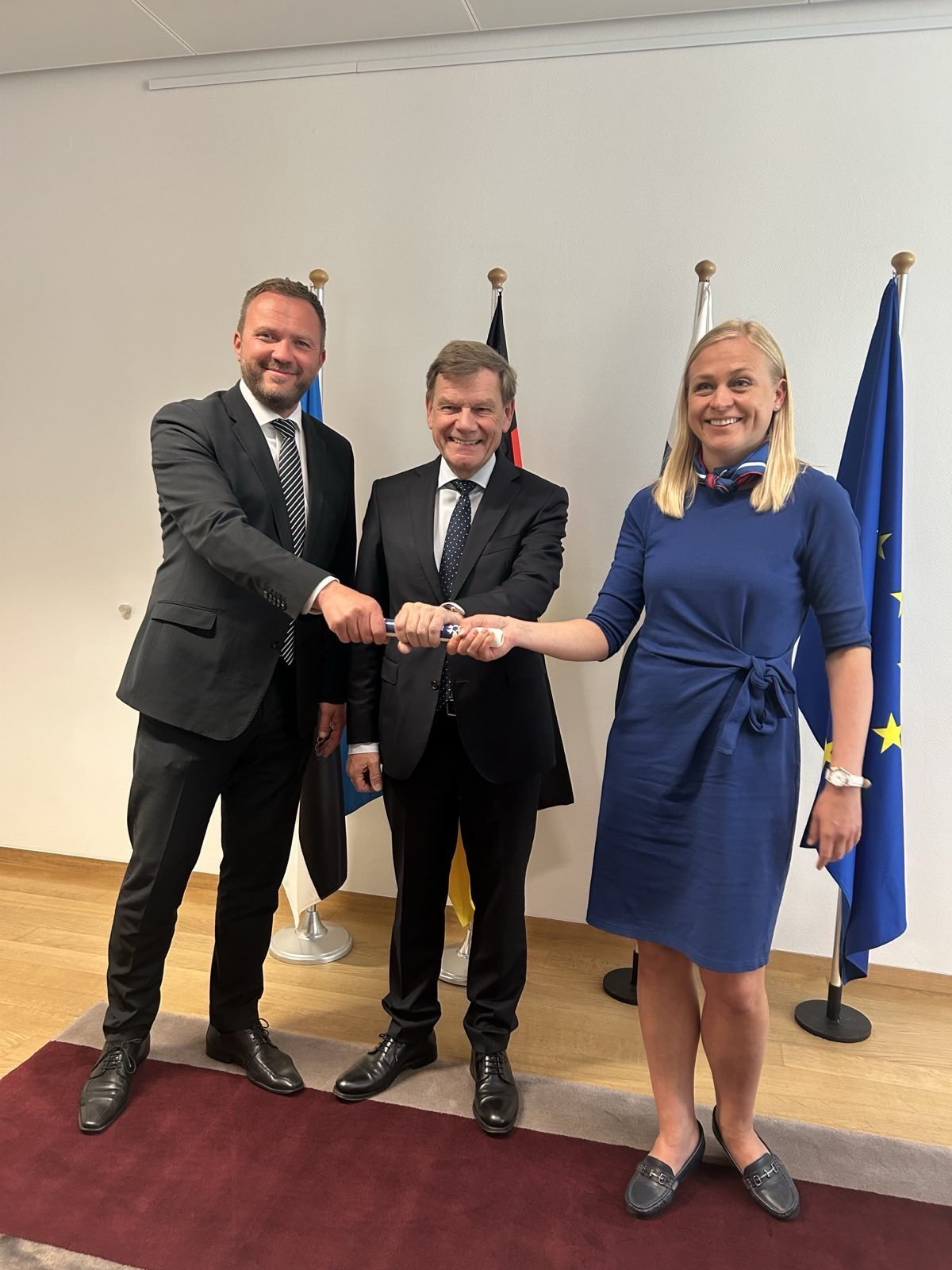 signal-2025-06-23-101514